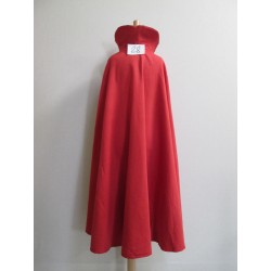 CAPE DE CHAPERON ROUGE